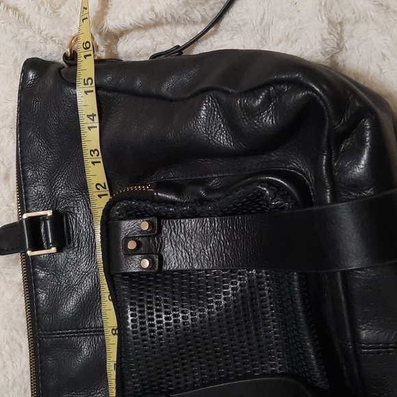 She+Lo Black Leather Tote with Textured Accents - Picture 5 of 8